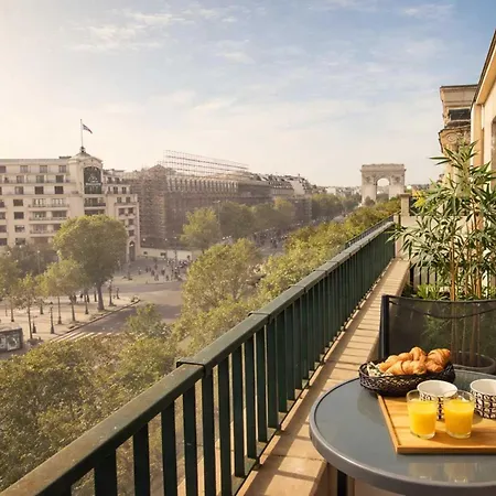 Champs Elysees - Prestige With Balcony Ac And View For 3 Apartment Paris